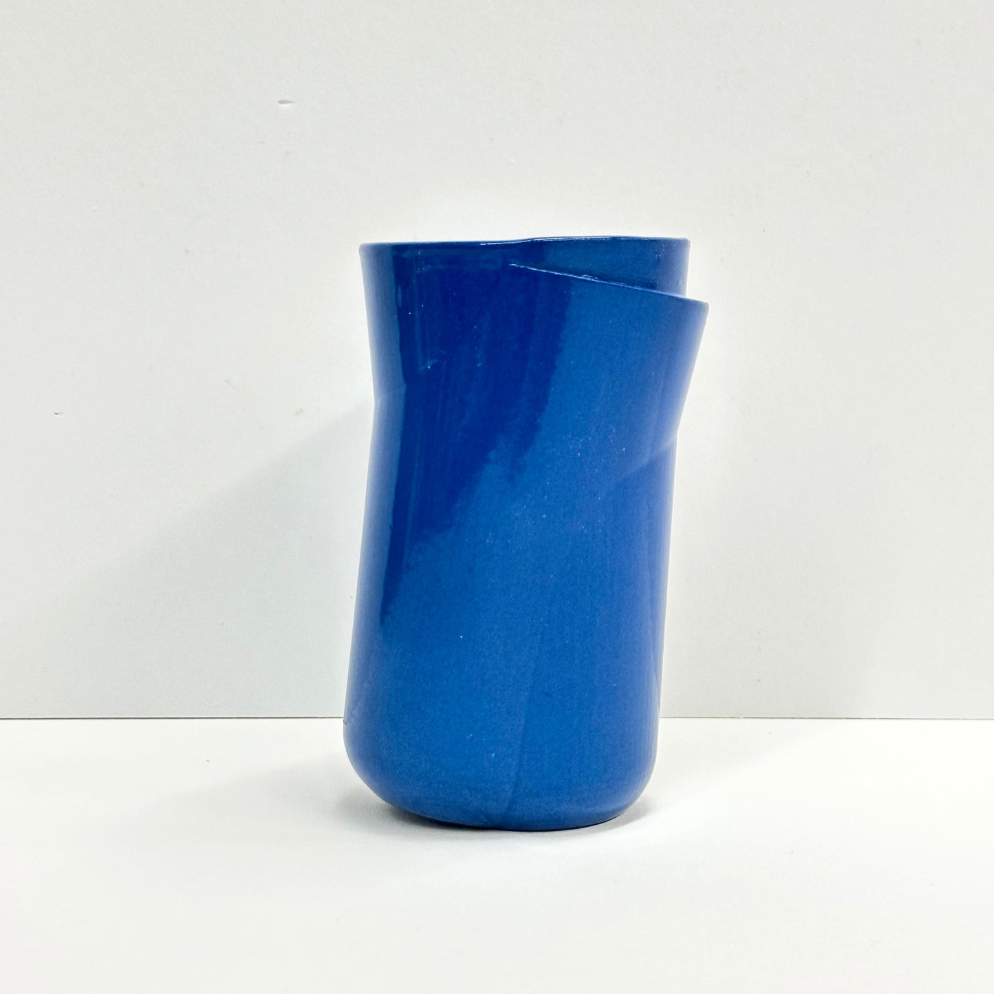 [A B2B OF CUPS]